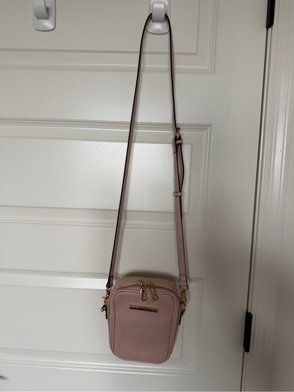 Poppy & Peonies Rambler Phone Bag in Blush (discontinued color) - Picture 5 of 5